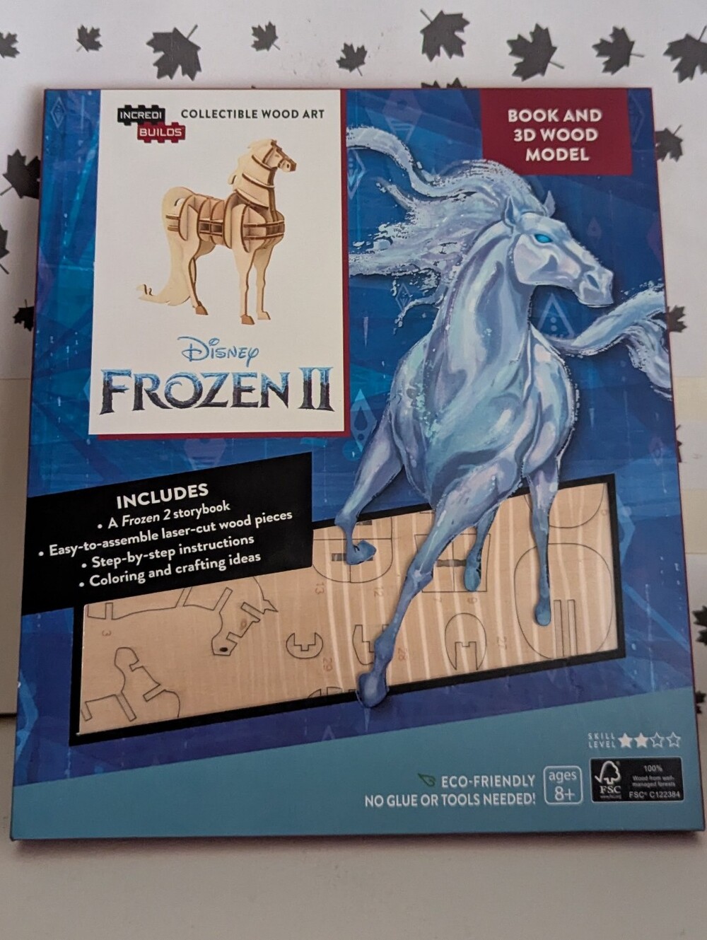 Incredi Builds Book and 3D Wood Models - Frozen II